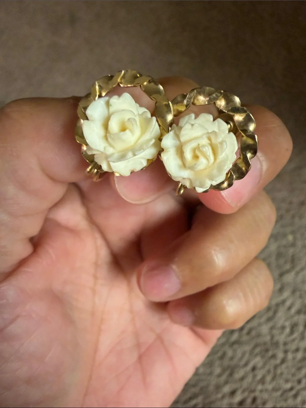 Cream Rose Floral Clip-On Earrings with Gold Wreath Accent. 14k GF vintage